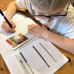Enfant_soutien_scolaire_Hoppla_Kids-min